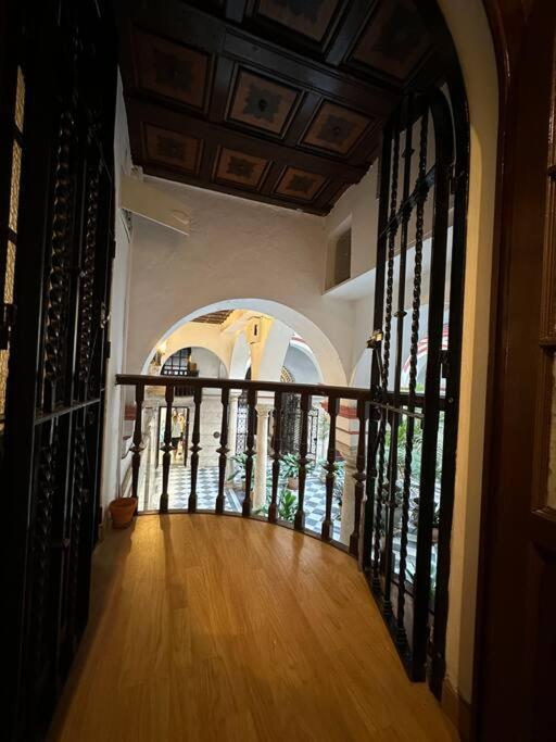 Apartamento Patio Sevillano Frente Catedral Exteriör bild