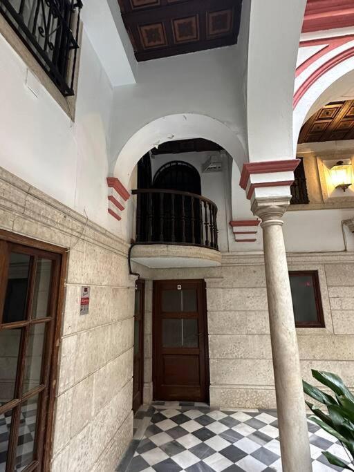 Apartamento Patio Sevillano Frente Catedral Exteriör bild